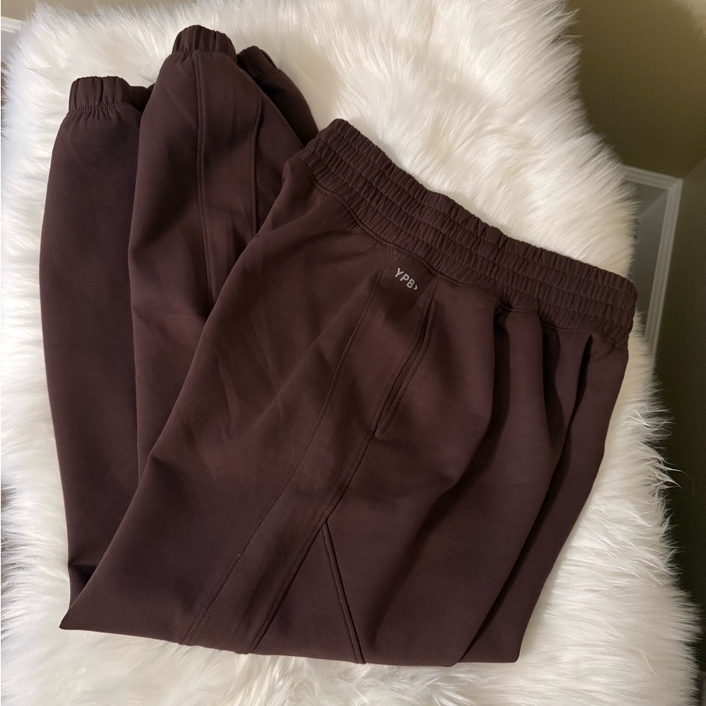 Abercrombie & Fitch YPB NeoKnit Jogger